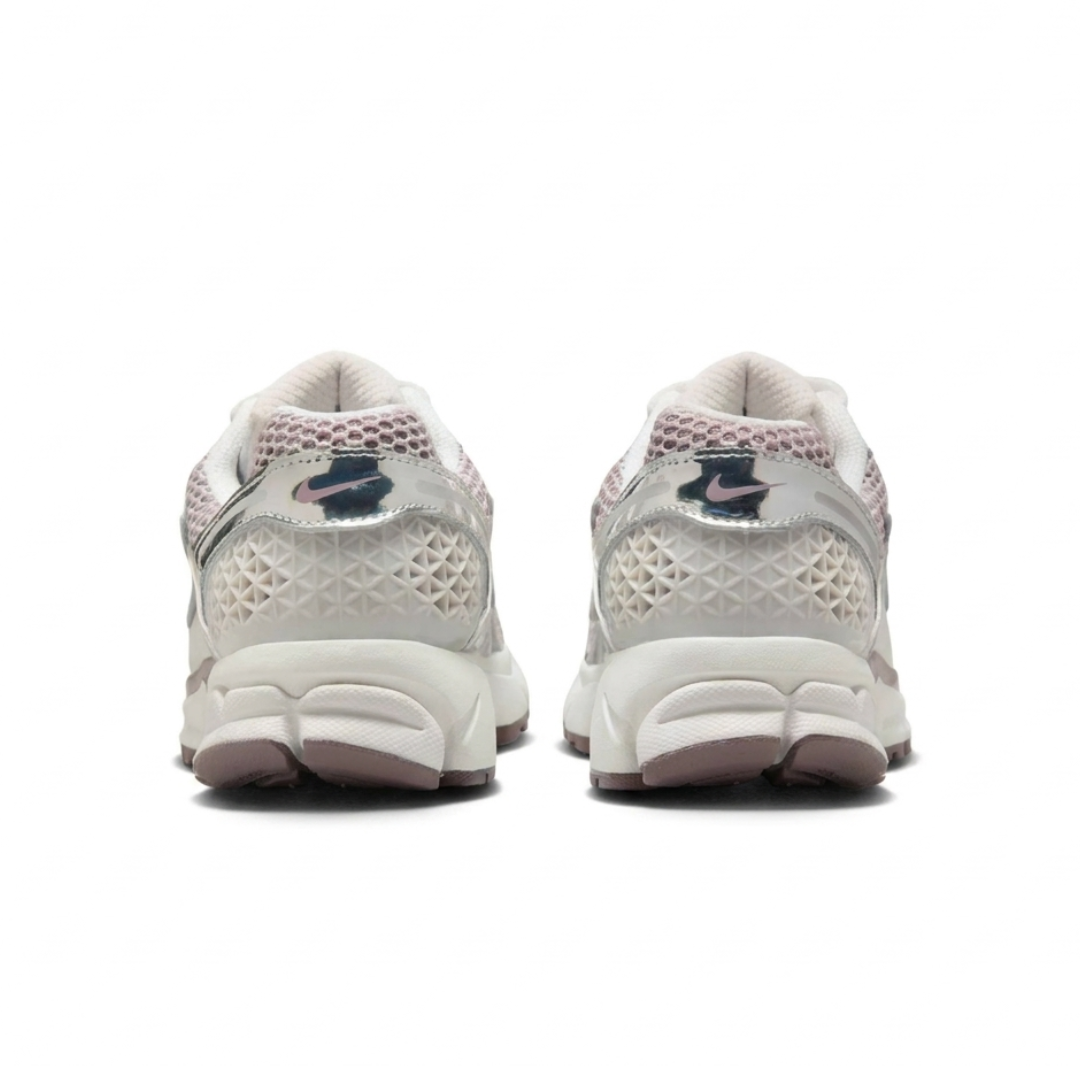 Zoom Vomero 5 Women's